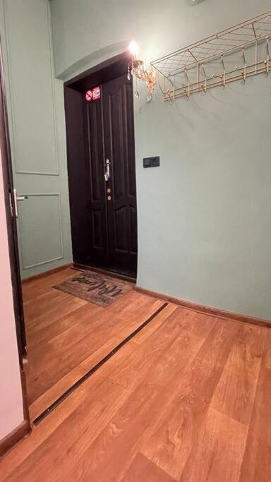 Apartment Dvokimnatna Quartira: Historic Center With Air Conditioning